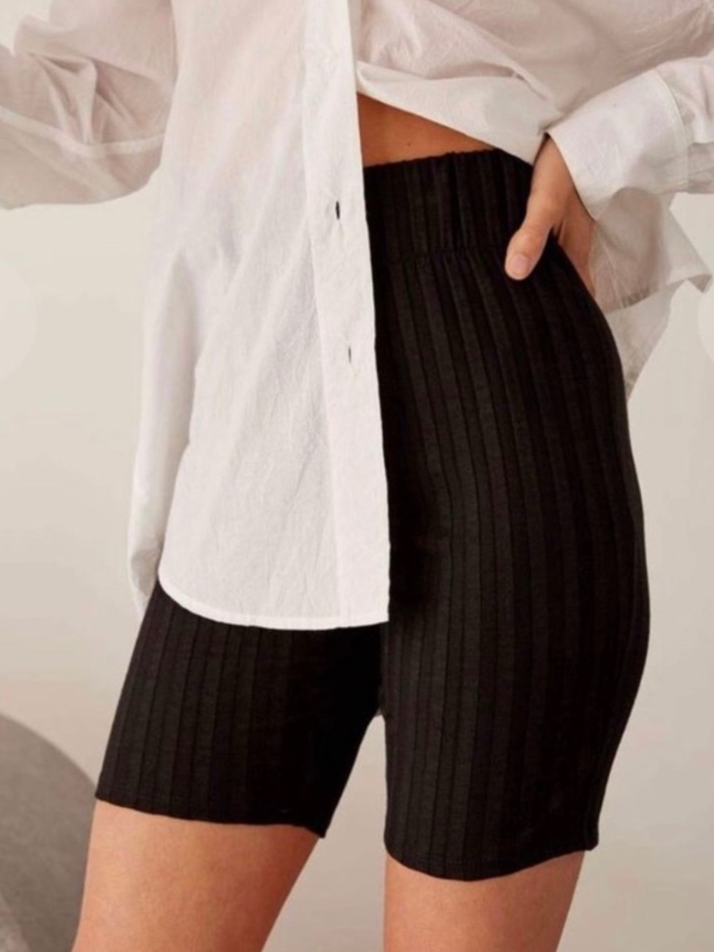 SIMON MILLER RIB Burr Shorts Black XS